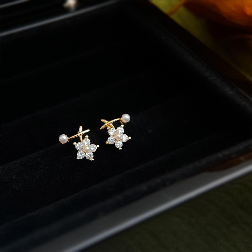 Mini Version Flower Minimalist Earrings