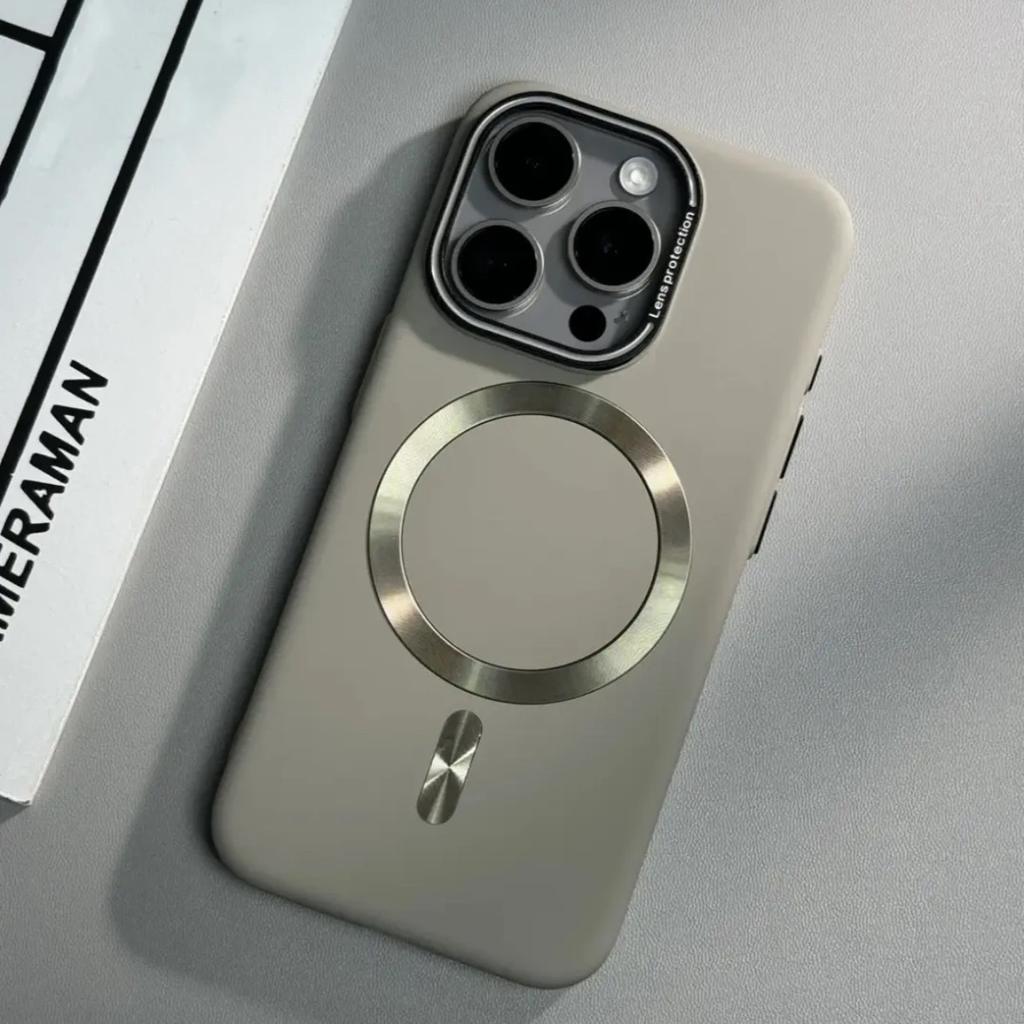 Applicable To IPhone17 Solid Color Matte Skin Feeling CD Magnetic Texture Mobile Phone Case Apple 16 Premium Sense Protective Case 15