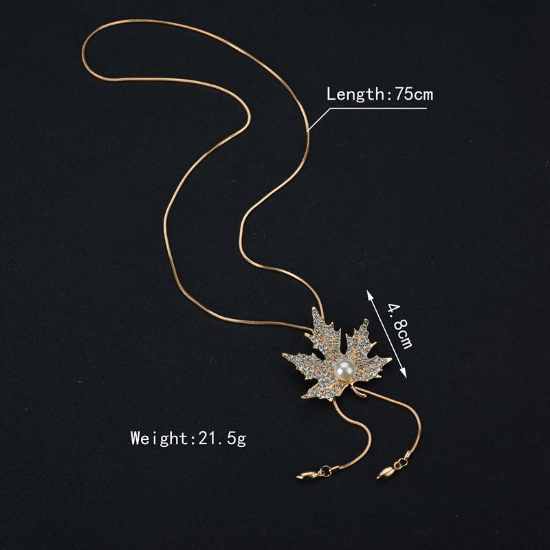 Personality Autumn And Winter Wild Sweater Chain Long Maple Leaf Lady Imitation Pearl Pendant Necklace Jewelry Chocker
