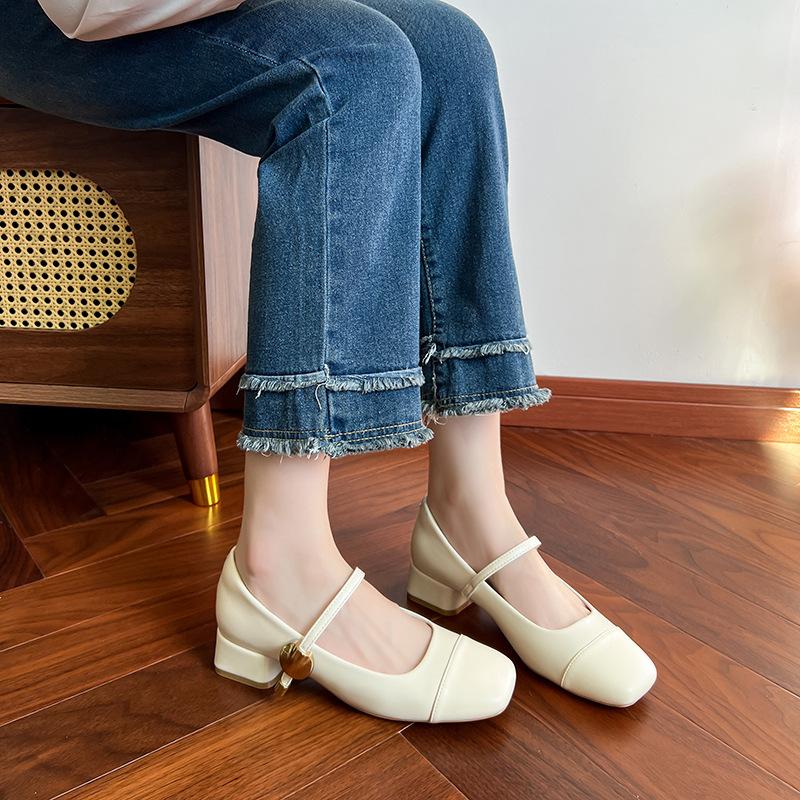

Leather flat for Huizhou women s shoes Su Yinyin same single shoes spring new square head Mary Jane shoes high heels 34 абрикосовый
