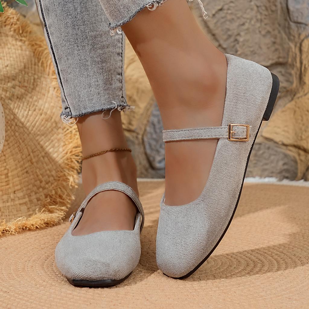 Scarpe Mary Jane Piatte in Stile Francese con Una Singola Fibbia, Punta Quadrata e Design a Taglio Basso, Che Esprimono Un Fascino Retrò