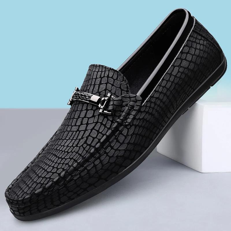 Spring New High Quality Loafers Cracked Leather Business Formal Men Leather Shoes Red Shoes Brand Moccasin Flat Wedding Shoes