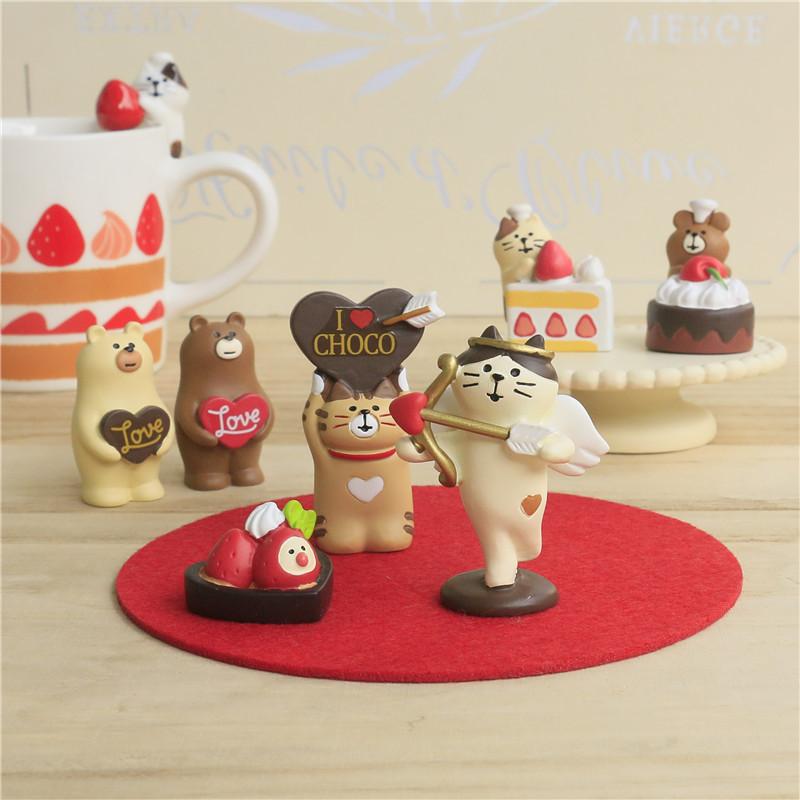 Japan Zakka Valentine's Day Chocolate Studio Mini Statue Bookshelf Decoration Collectible Home Decor Resin Craft Japan Ornaments