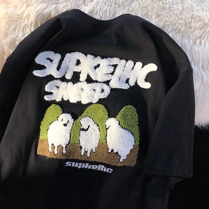 

Унисекс хлопковая футболка в американском стиле с вышивкой трех ягнят - круглый вырез, короткие рукава, летняя коллекция XL чёрный