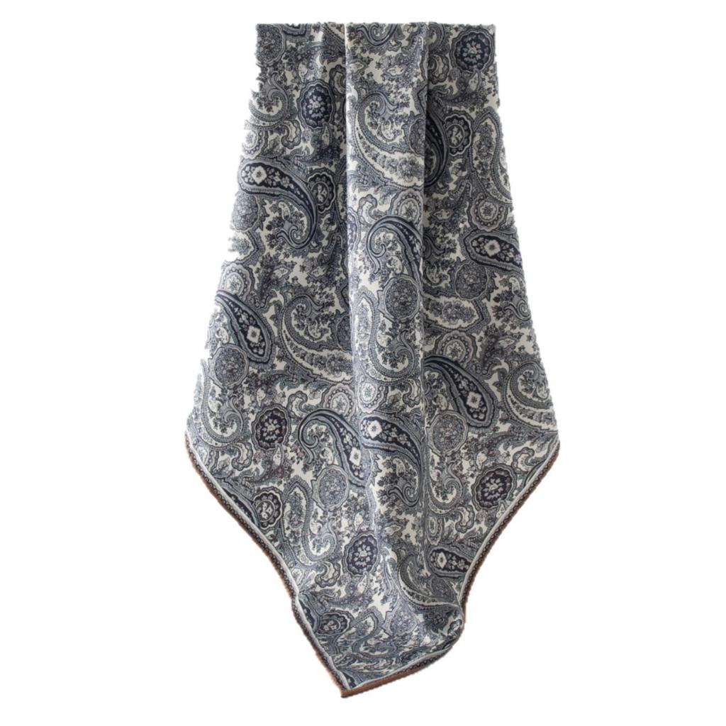 Elegant Dual-Sided Wool Scarf: Versatile Fashion Shawl for Ladies