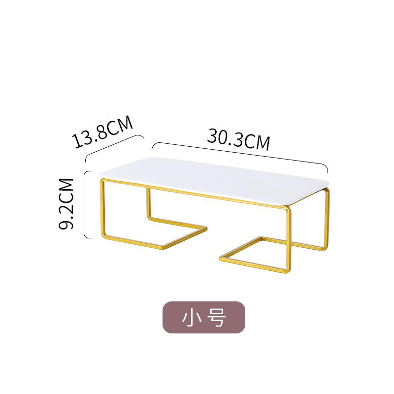 

Golden Wrought Iron Cake Stand White Ceramic Plate Cake Pan Snacks Dessert Plate Display Stand Banquet Desktop Decorative Frame