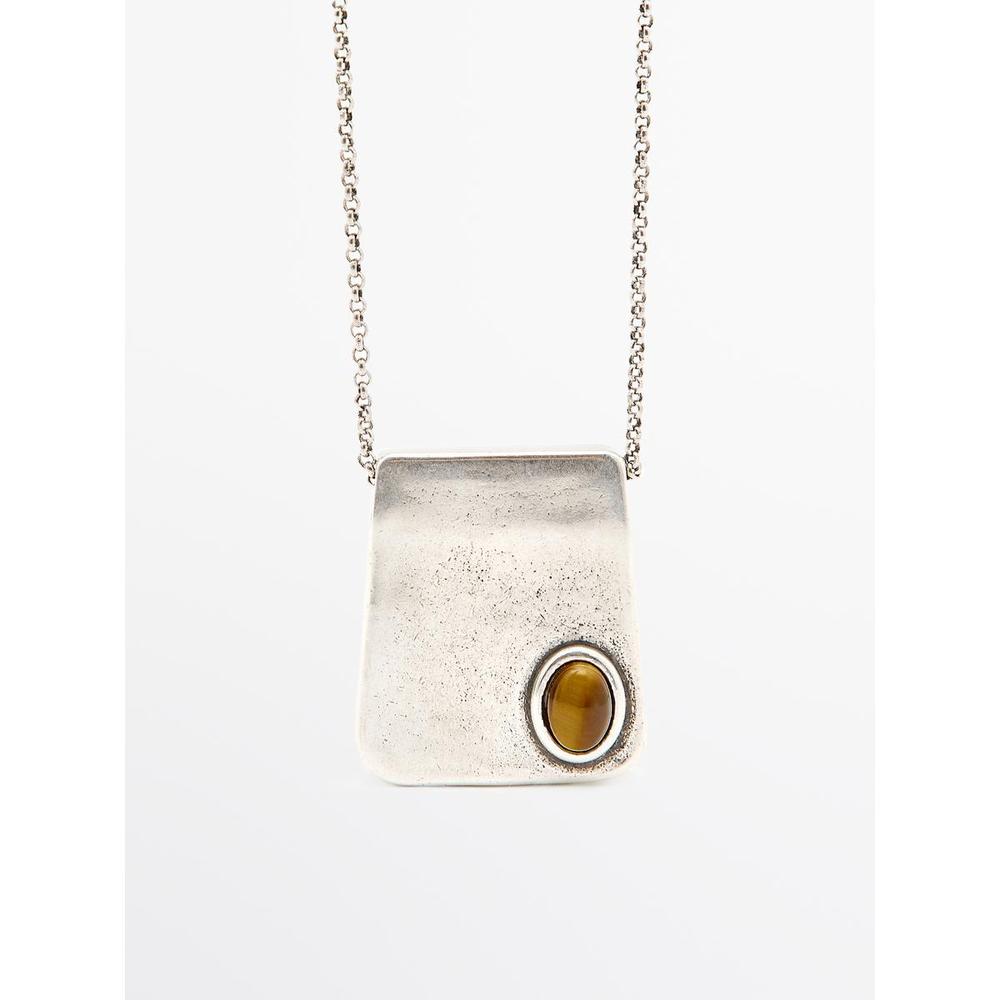 Stone on Square Pendant 04602628808