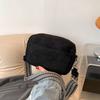 Sac d'épaule carré petit et élégant pour femmes Sac bandoulière mode pour le quotidien en différentes couleurs