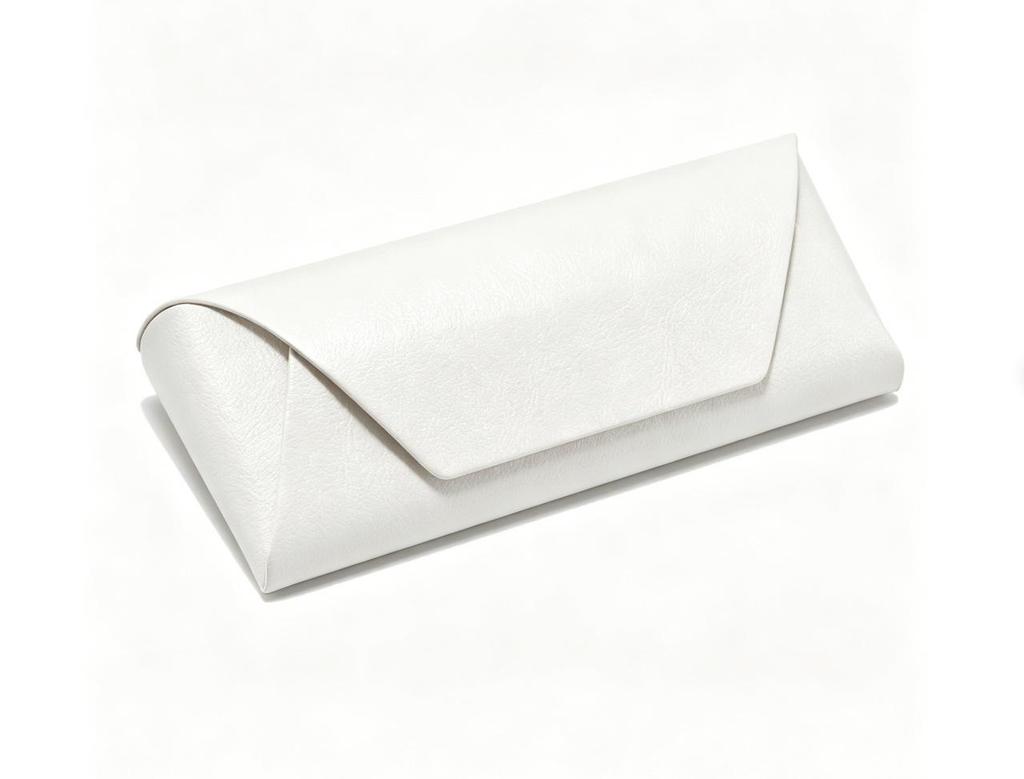 Handmade Retro Leather Eyeglasses Case: Minimalist, Anti-Pressure Myopia & Sunglasses Storage for Students