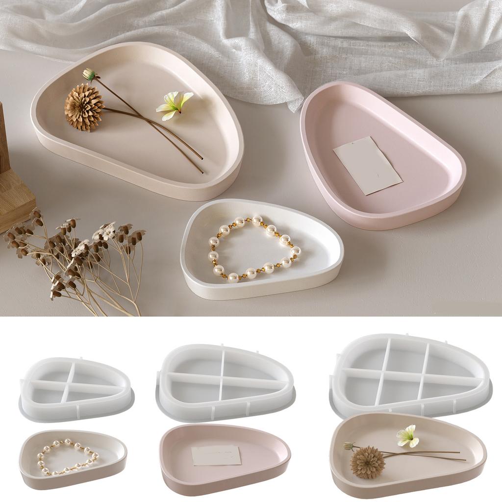 Practical Oval Plate Flexible Silicone Tray With Sturdy Base Great For Dining Table Setting and Event Daily Use