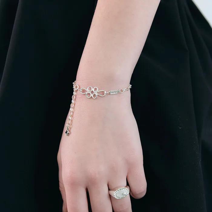 Knot Link Bracelet
