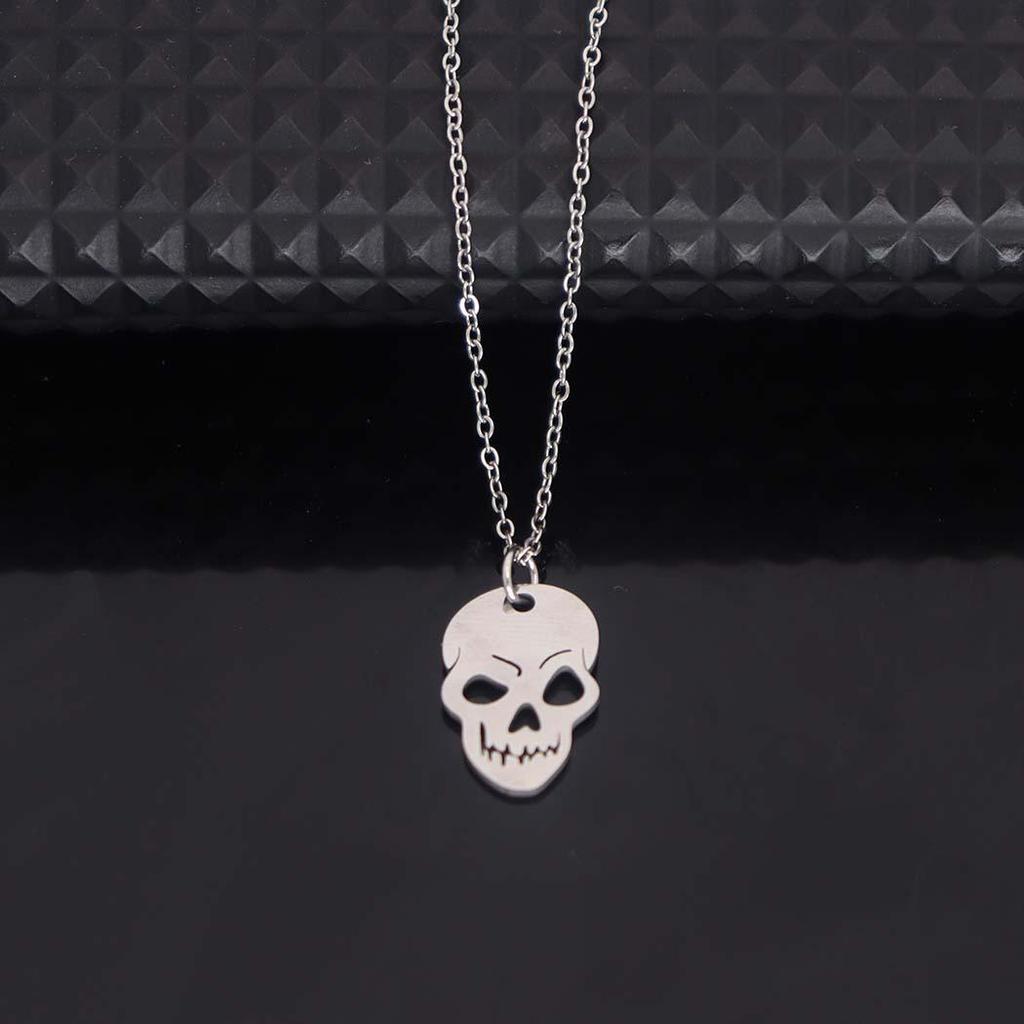 Fashionable Stainless Steel Halloween Skull Pendant Necklace for Women - Versatile Clavicle Chain Jewelry