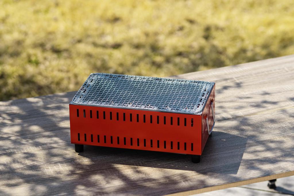 GREEN LIFE Made In Japan BBQ Lightweight Compact Tabletop Shichirin Red UC-350R