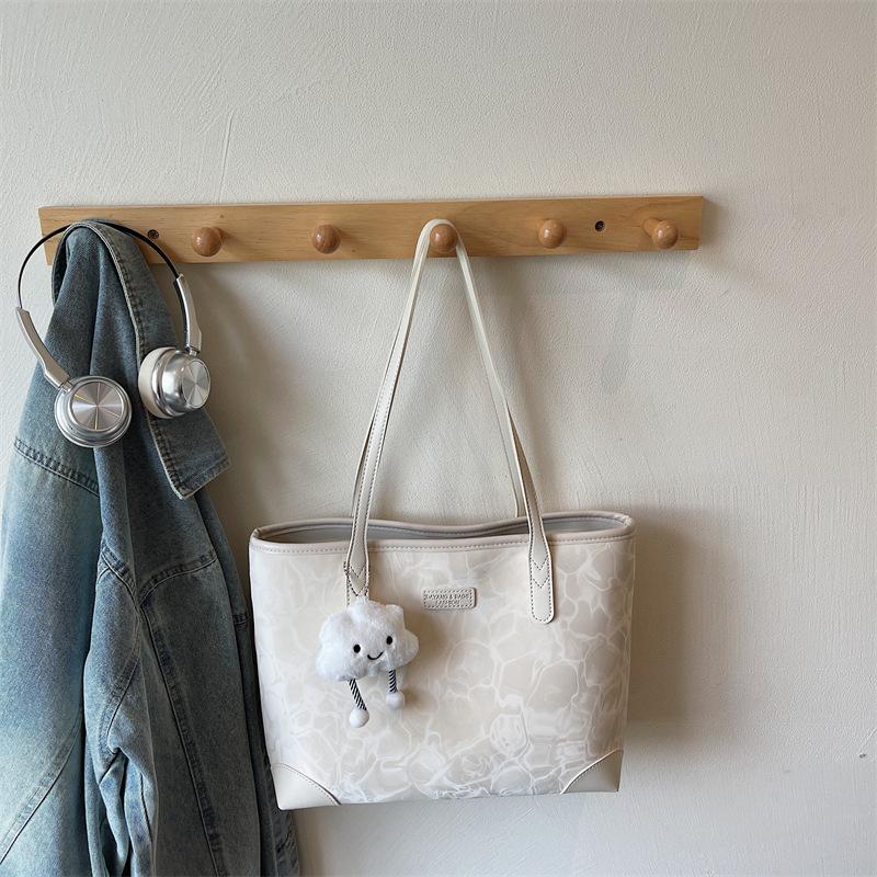 Damentasche mit großer Kapazität, Tote-Bag, Herbst, neue Mode, Kontrastfarben, Nische, schlichte Arbeits-Pendeltasche, Umhängetasche