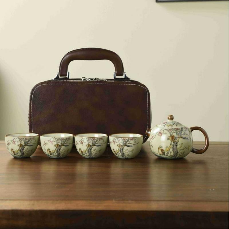 Ru Kiln Travel Tea Set One Pot Four Cups Retro Kung Fu Tea Set Ceramic Teapot Tea Cup Portable Outdoor Teaware Sets Leather Bag