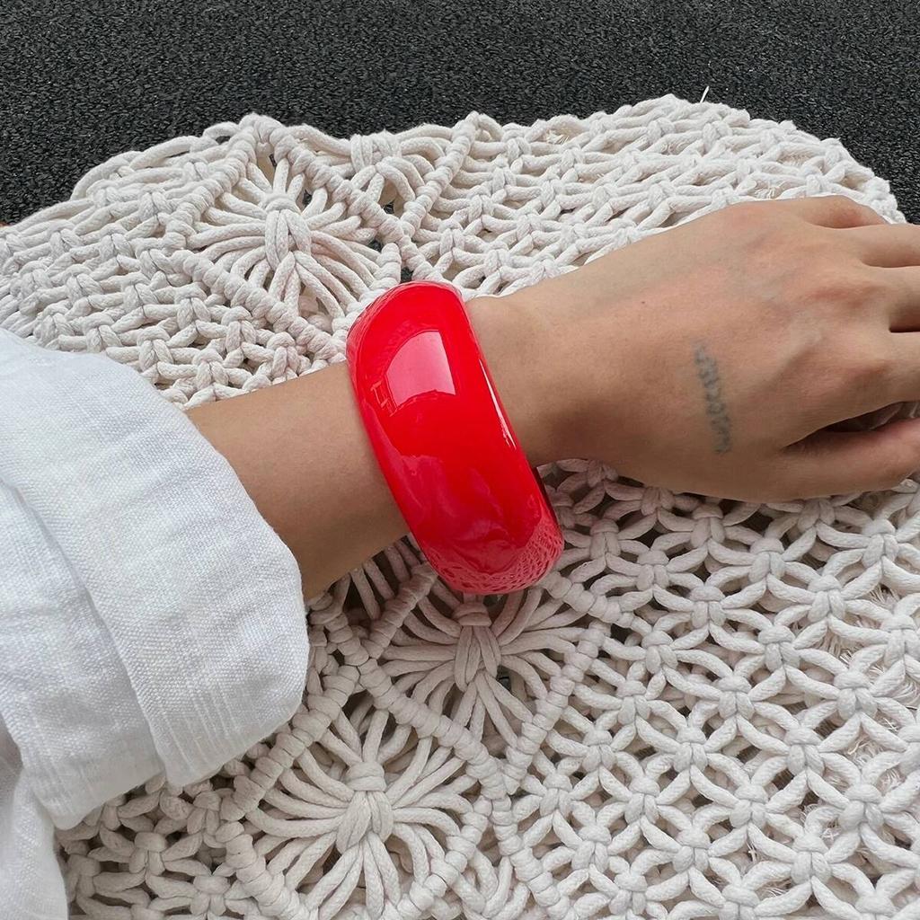IngeSight.Z 3 Style Punk Red Acrylic Resin Chunky Bangles Women On Hand 2026 New Geometric Wide Metal Bracelet Aesthetic Jewelry
