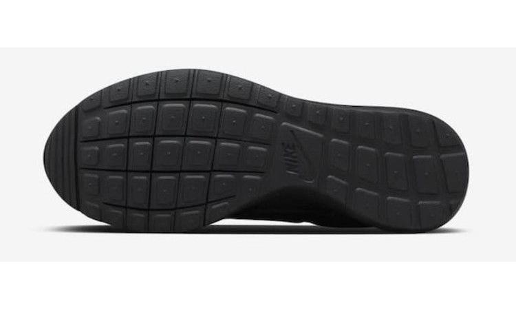 Men's Sneakers DSM x NikeLab Roshe Daybreak 'Triple Black'