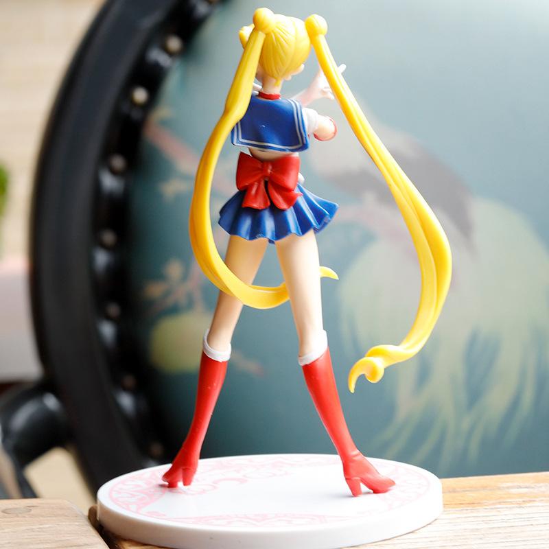 17cm Cartoon cute girl Sailor Moon Anime Figure PVC Action Anime Figure Model Kawaii Doll Desktop Ornaments