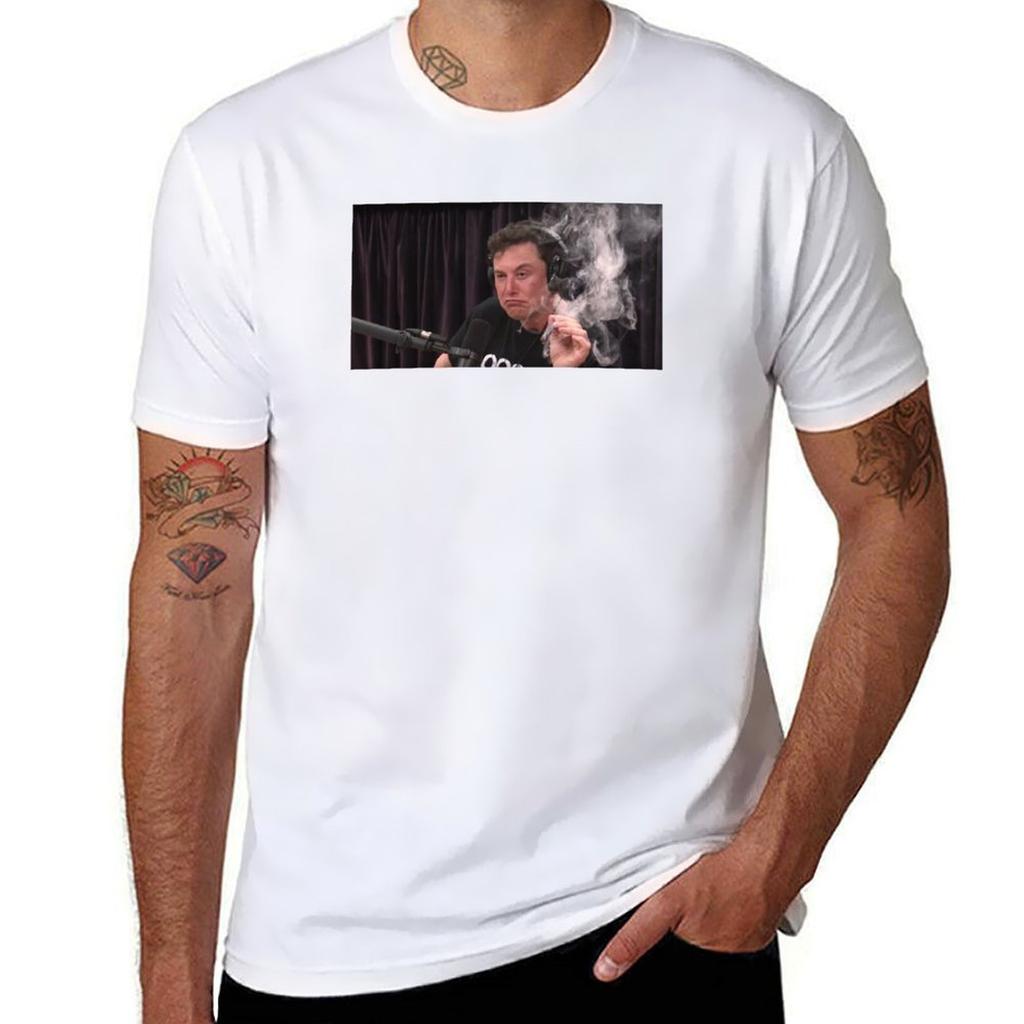 Elon Musk Smoking Weed Best Angle Tshirt Lightweight Hiking Tshirt