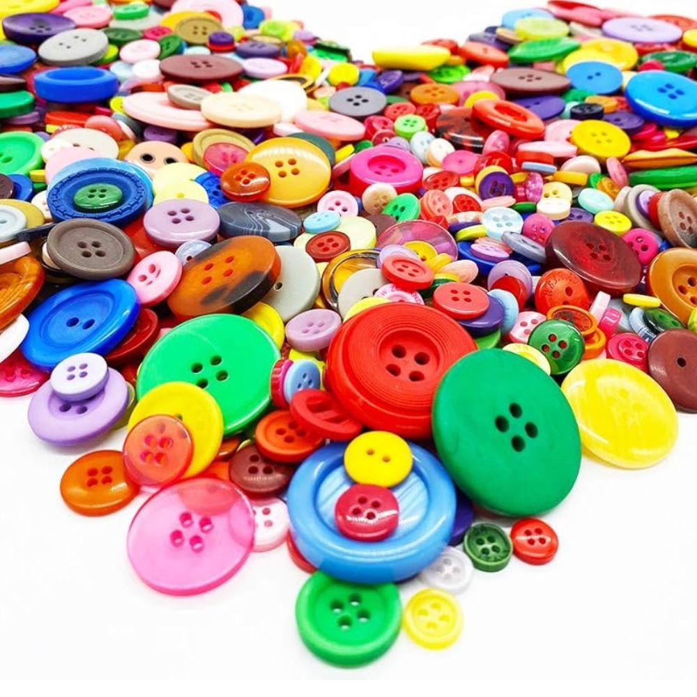 50pcs Random Color Resin Buttons, Multi Size Decorative Sewing Buttons for Clothing Scrapbooking Handmade Art Projects YMY