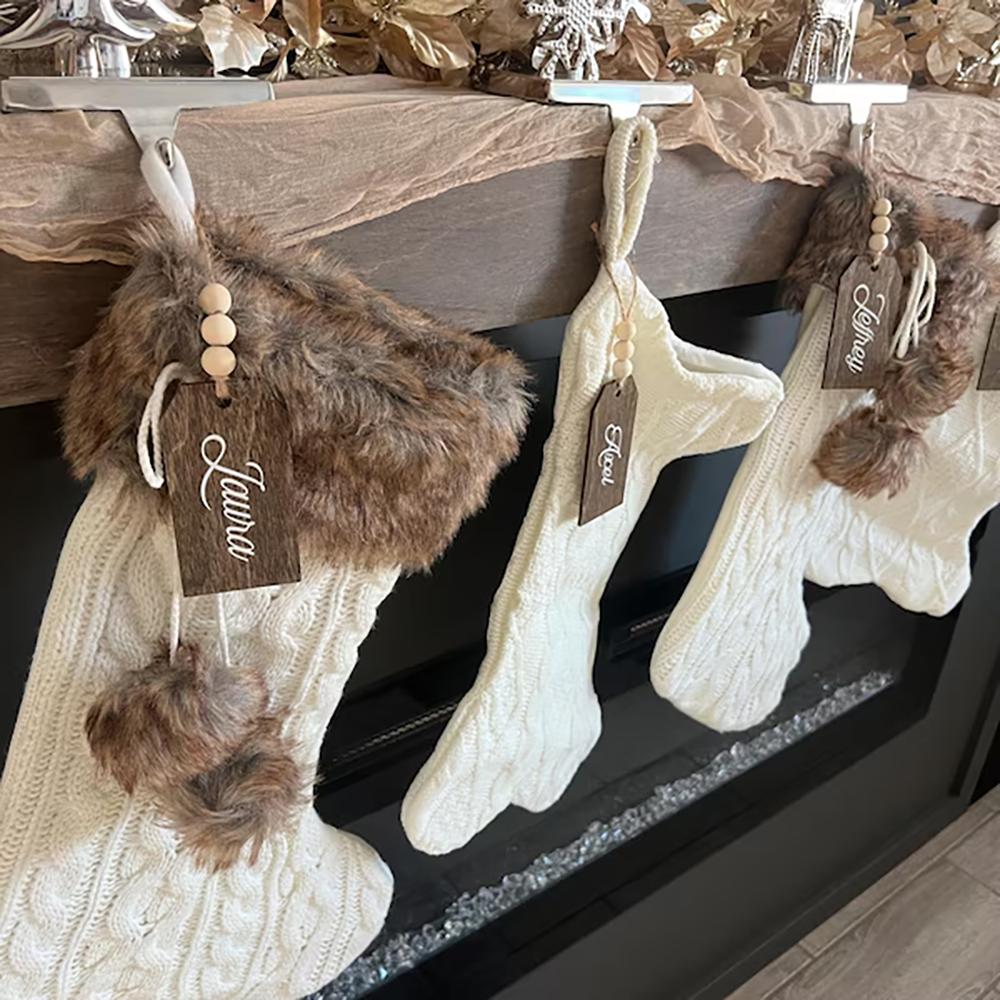 Personalisierte 3 Stück Holz Strumpfanhänger Weihnachtsstrumpf Namensanhänger Bauernhaus Geschenkanhänger Bauernhaus Weihnachten Kamin Baumdeko