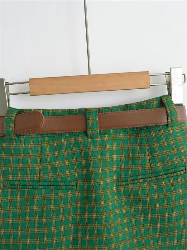 Korean Retro Plaid Short Skirt with Letter Embroidery - Women's Slimming A-line Style
