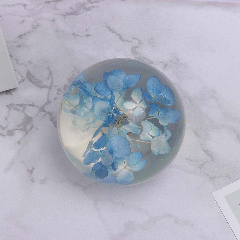 Dandelion Crystal Ball Desktop Ornament - Resin Glass Crystal Ball Home Décor & Birthday Gift 7 cm