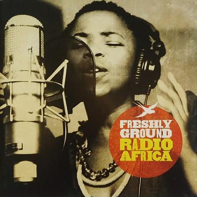 CD FRESHLYGROUND  Radio Africa CDINS010 Freeground Rec 2010 South Afri Pop Used