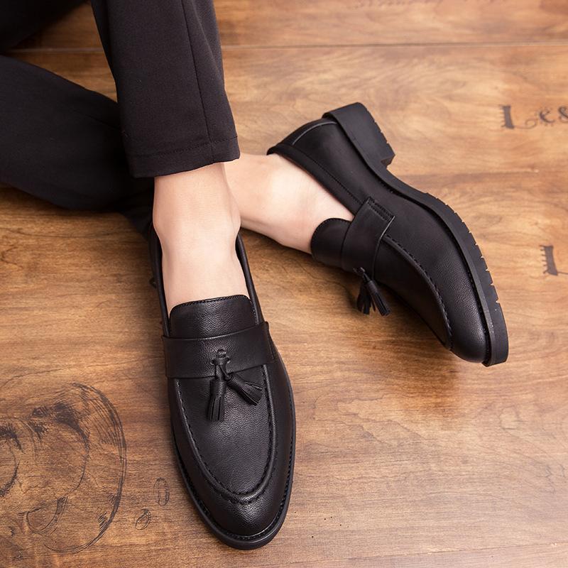 Brock Engraved Feet Small Leather Shoes British Soviet Nightclub Hair Stylist Pointed Leather Shoes