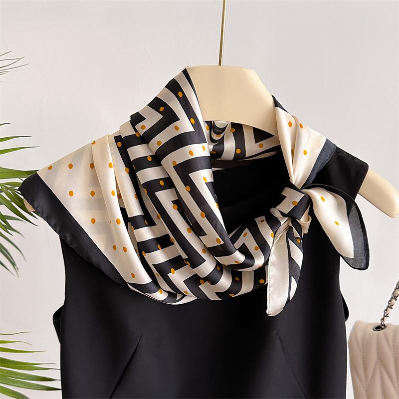 Grid color matching horse 71cm small square scarf imitation silk scarf headscarf printed neck protection scarf professional scarf scarf scarf