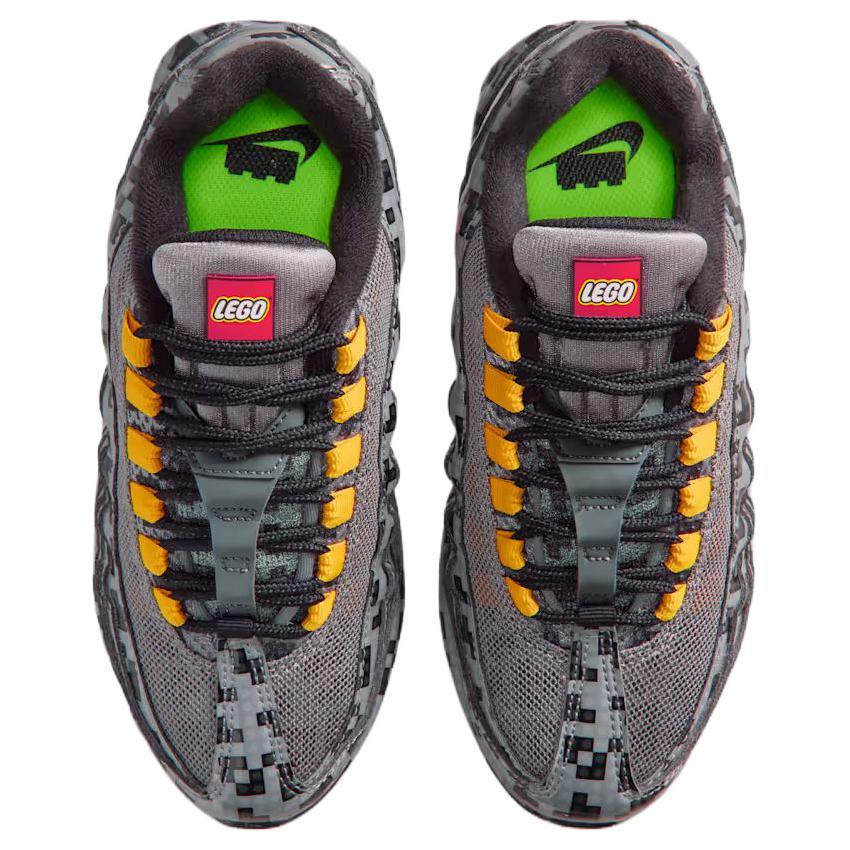 LEGO x Nike Air Max 95 Pixel Camo Kinder-Sneaker Schwarz Rauchgrau Metallisch-Silber-Schwarz-Universitäts-Gold-Volt-Hyper-Pink IO4799-001