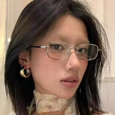 Y2K Harajuku Kleine Quadratische Rahmenbrille Damen Retro Metallbrille Klare Brille Dekorative Brille