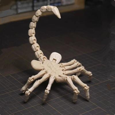 Desktop Decoration Alien Facehugger Model With Flexible Joints Animal Model