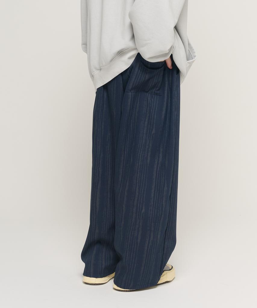 CARGOBROS Striped Washed Denim Balloon Pants (Navy)