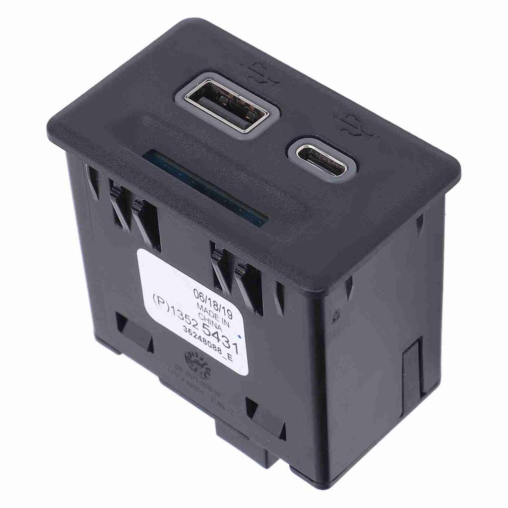 Konzol USB csatlakozó Aux bemenet Adapter 13525431 Plug and Play Strapabíró CT6 XT4 XT6 XTS-hez