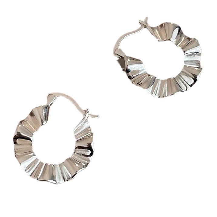 Senior Sense Wave Pattern Earrings Female Niche Senior Sense INS Cold Wind Earrings Simple Hundred with Ornaments Elegant Accessories Classic Jewelry