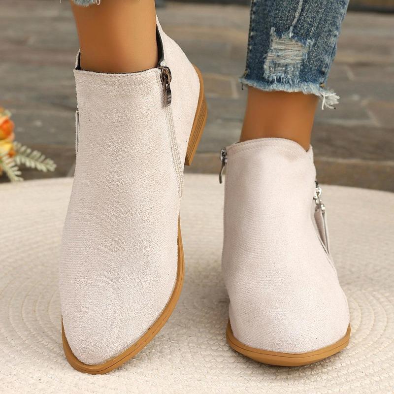 Women's Shoes for Foreign Trade: New Large Size Suede Martin Boots with Thick Heel, Side Zipper, and Low Heel.