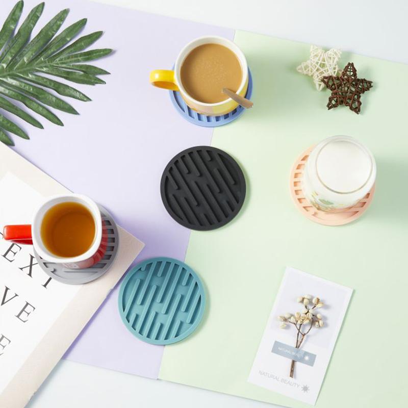 Lebensmittelechter Silikon-Tassenuntersetzer Silikon-Untersetzer Tassenunterlage Rutschfeste Isolierunterlage Tassenmatte Halter für heiße Getränke Haushaltsküchenzubehör