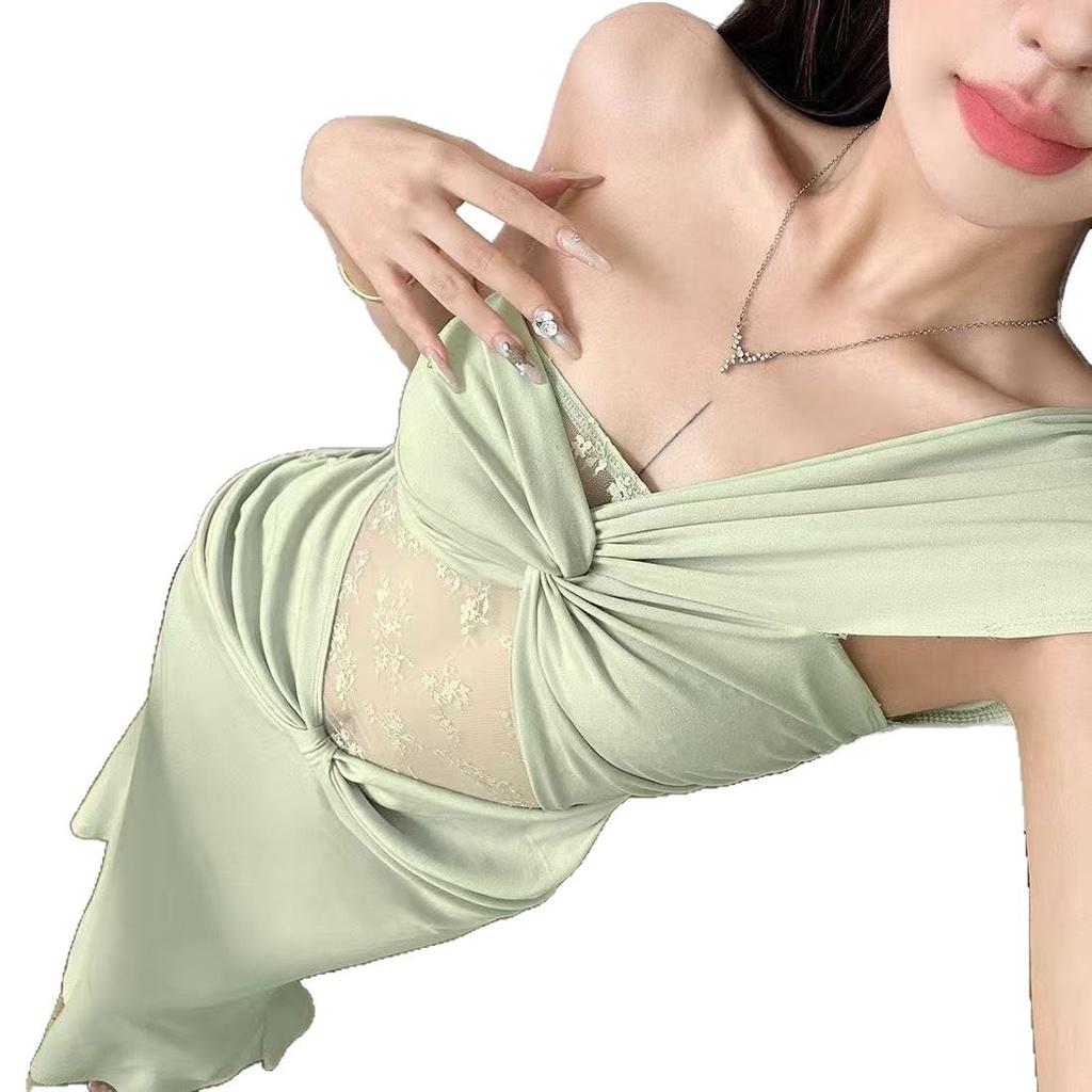Sexy Design Slanted Shoulder Dress Summer New Hollow Lace Splicing Pleated Waist and Hip Long Dress