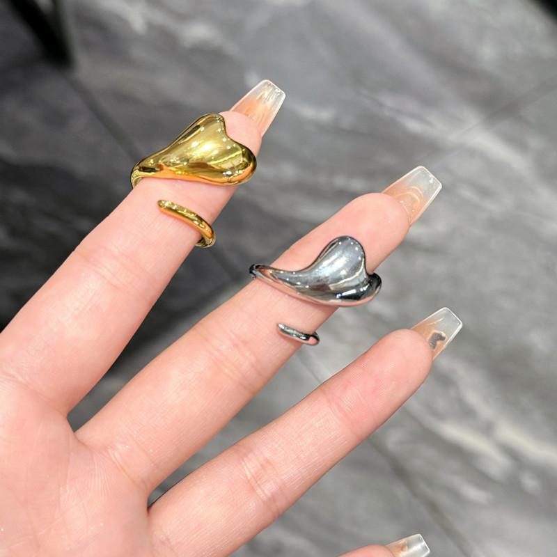 Personality Design Fashion Smooth Heart Winding Rings for Women Cute Romantic Gold Color Stainless Steel Finger Party Jewelry