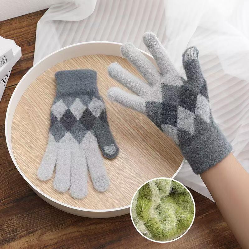 Women's Thick Knit Touchscreen Cycling Gloves - Full-Finger, Non-Pilling, Winter-Proof