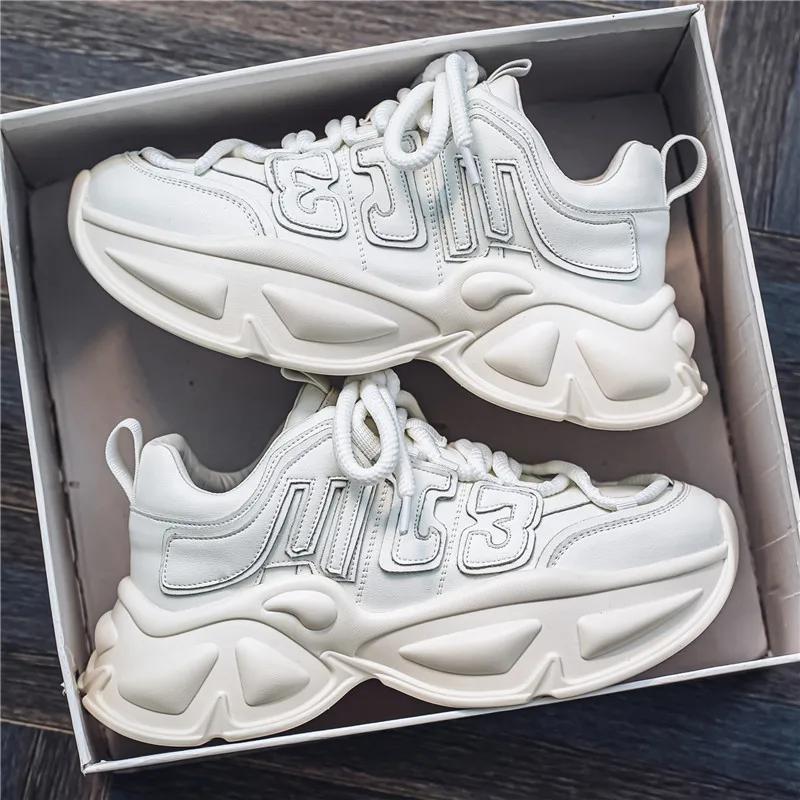 Fashion 2025 New Men's Classic Sneakers Thick Bottom Increased Wear Resistant Outdoor Casual Running Shoes Zapatillas Deportivas