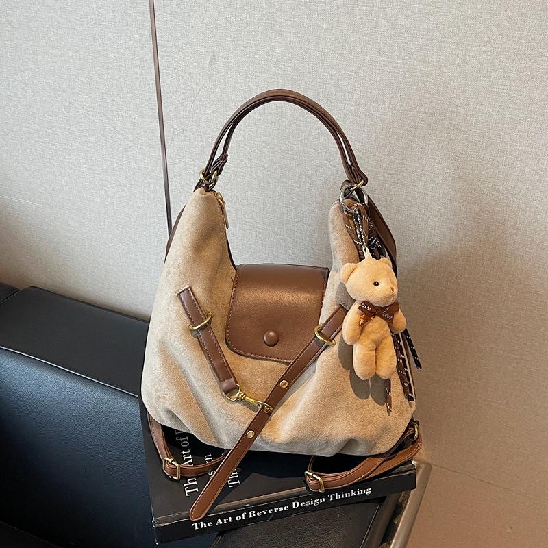 2025 Retro Matte Large Capacity Women's Backpack: Autumn/Winter Crossbody & Shoulder Bag for Work & Commute