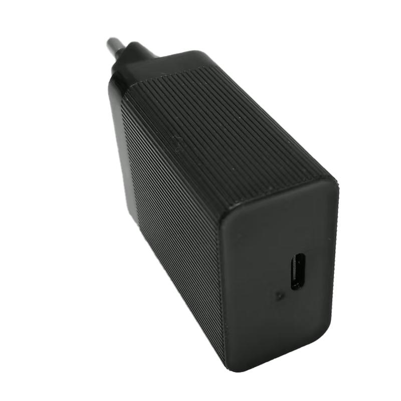 

UYUXIO 45W USB C Charger for Samsung iPhone Macbook PD 4.0 Turbo Wall Adapter Fast Charging EU Plug Phone Charger