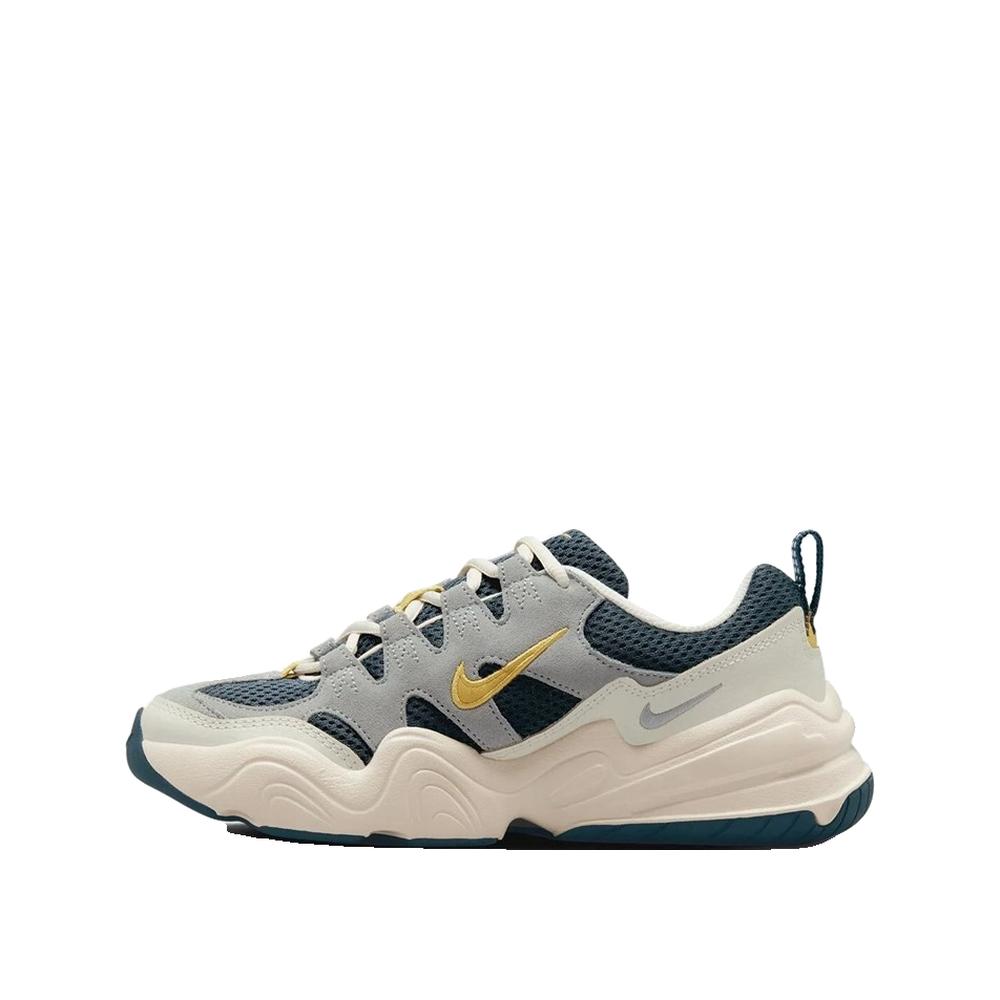 Sport Shoes Nike Tech Hera