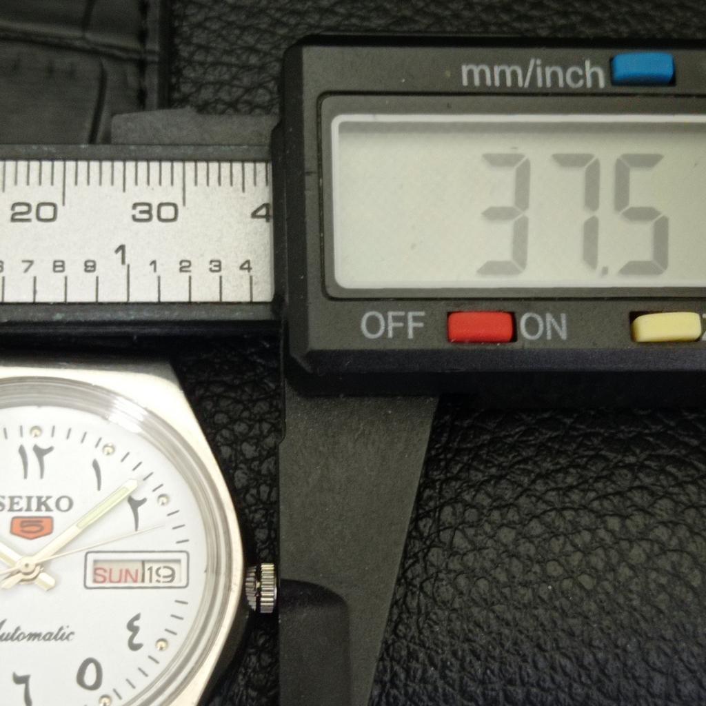 VINTAGE SEIKO 5 AUTOMATIC 6309A JAPAN MENS ARABIC WHITE DIAL WATCH A701540-5 R206b-a701540