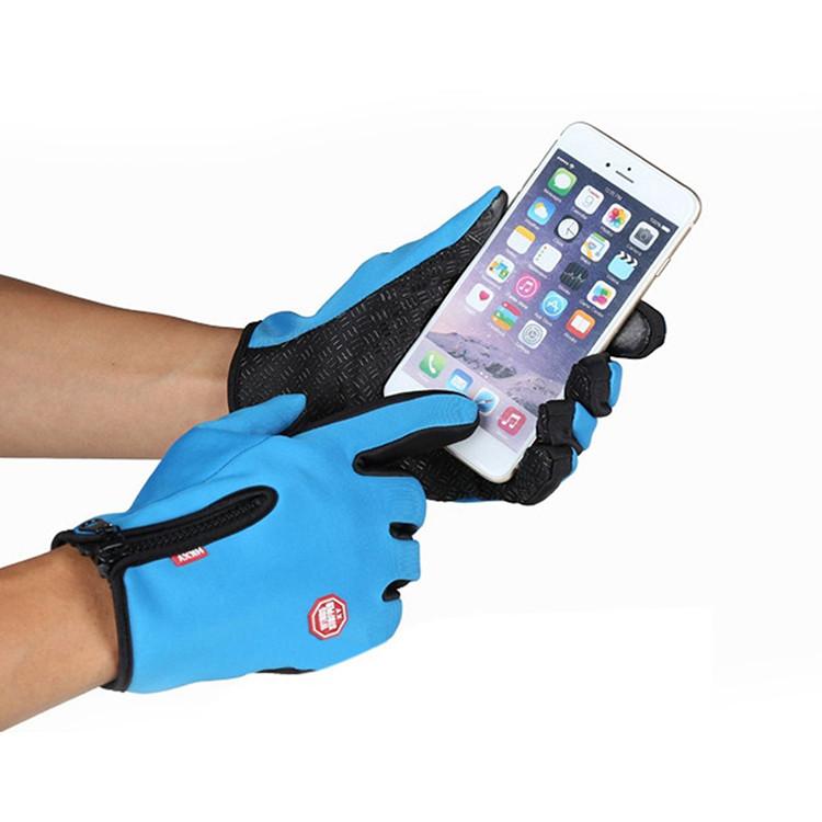 Premium Quality Winter Gloves For Biking And Skiing With Touchscreen Functionality