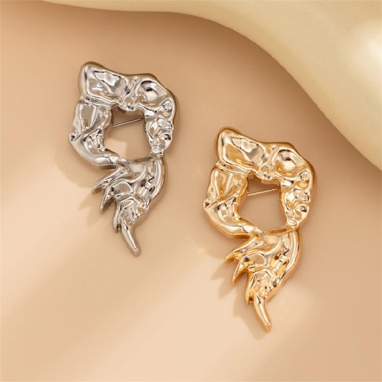 Delicate Hollow Pattern Alloy Brooch Eye Catching Lapel Pin Accessory For Women Seeking Unique Style Accent