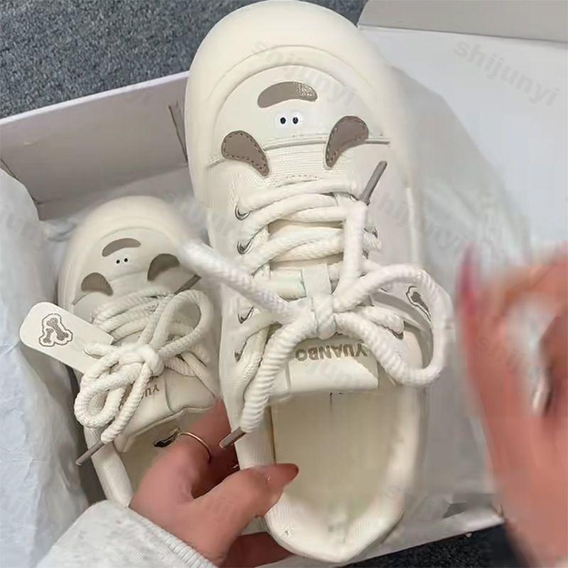 Women's White Shoes 2026 Spring Autumn New Lace Up Cute Platform Casual Shoes Non Slip Comfortable Height Increase Board Shoes