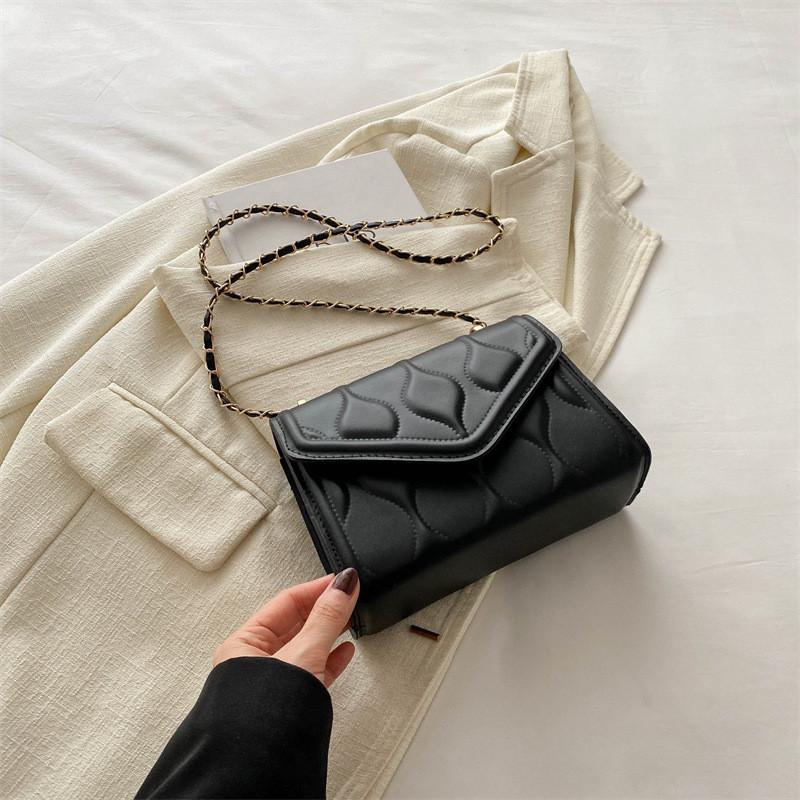 Stylish Black White Purple And Fuchsia Crossbody Chain Bag For Trendy Casual Outfits With Versatile Chic Design